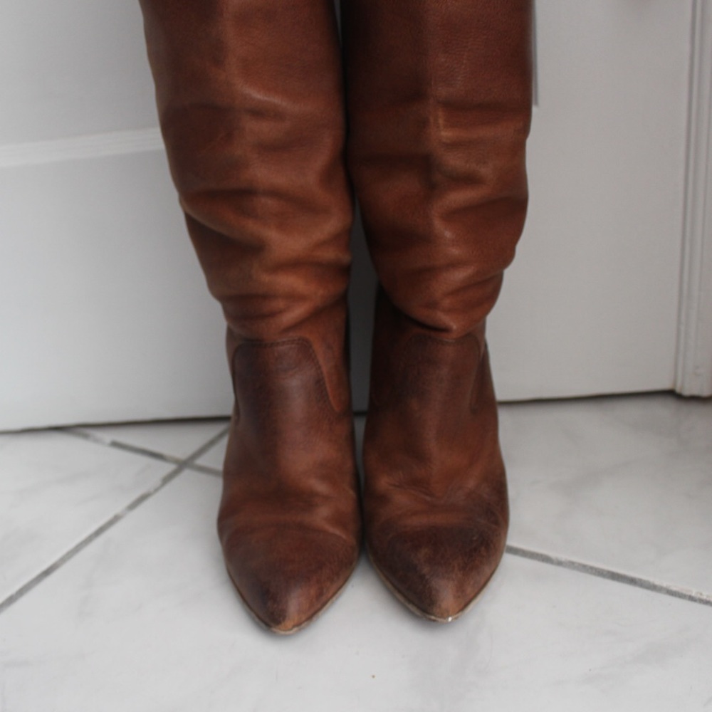 🌟SOLD🌟 D&G Brown Leather Western Boots - Picture 3 of 6